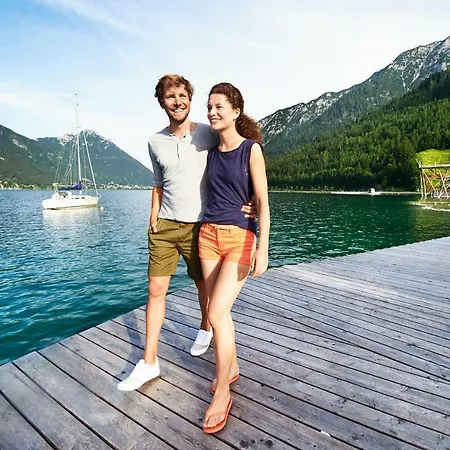An Der Seepromenade * Pertisau
